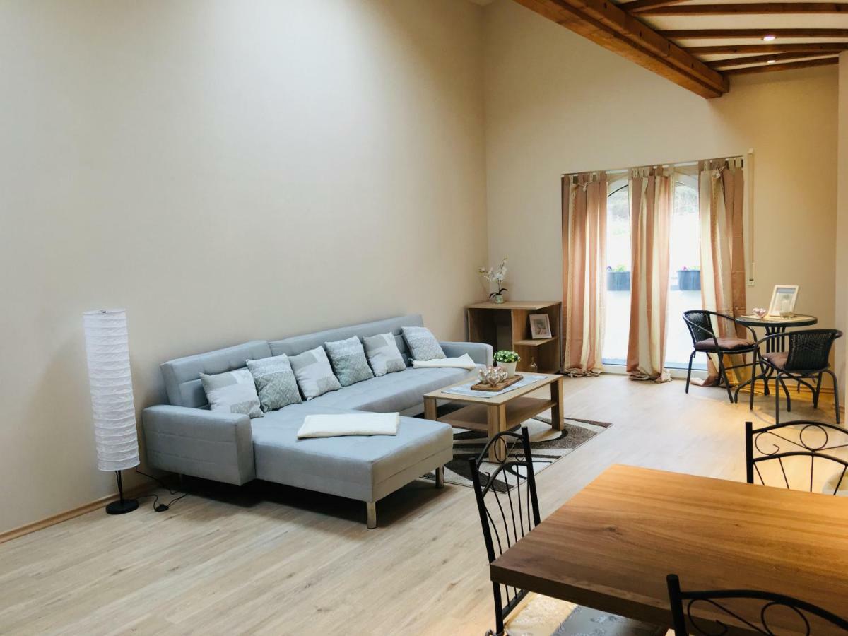 Appartement Am Nuerburgring/wintersport Arft